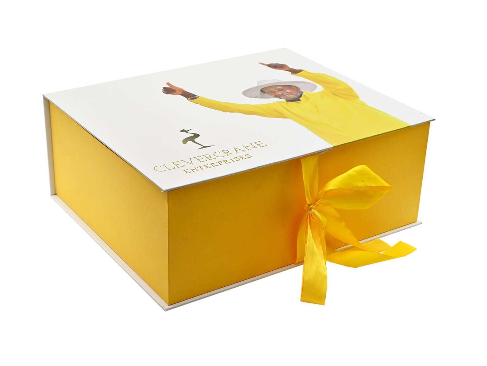 Gift box display